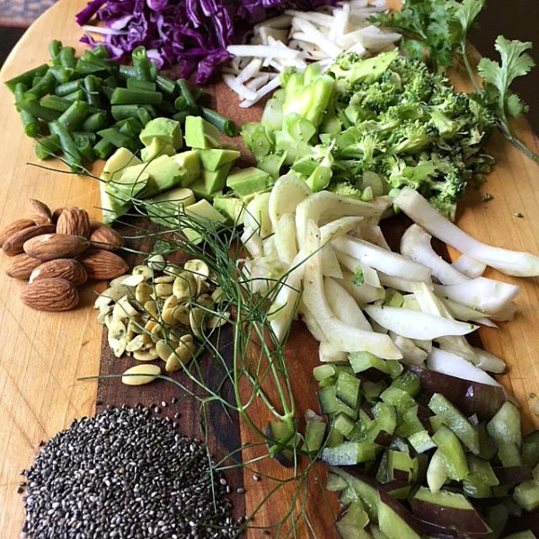 FiberRich Chopped Salad with Lemony Garlic Vinaigrette Elaine Pauly